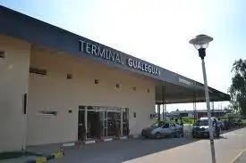 Desde el viernes 20 hasta el miércoles 25 no habrá servicio de trenes y colectivos 