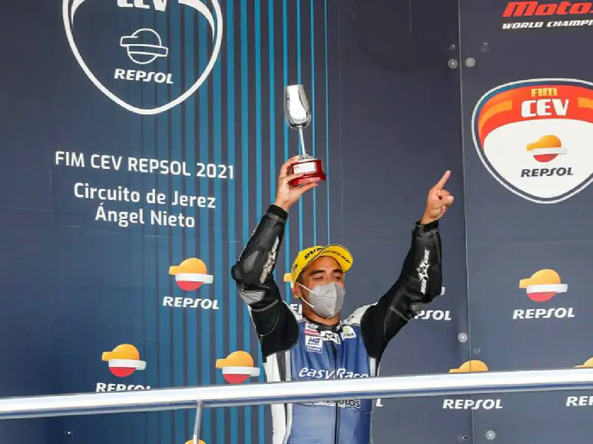González subió al podio en España