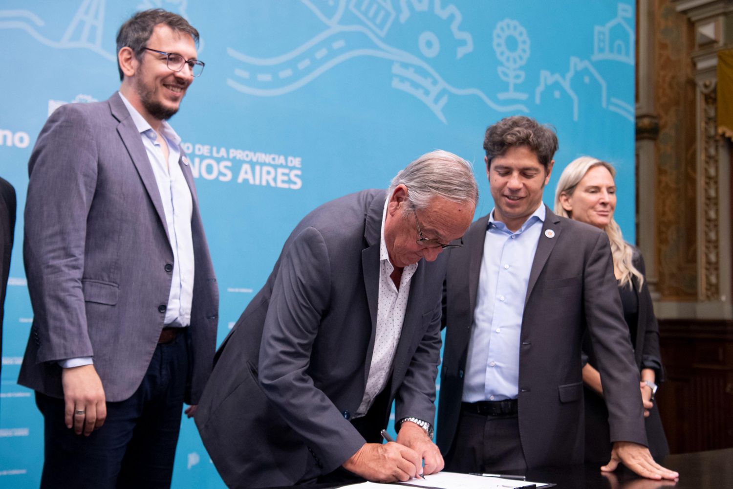 El Municipio firmó un contrato con Provincia para incorporar el sistema de pago electrónico Provincia Net