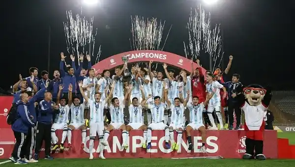 Aimar defendió a sus jugadores: "molesta que haya sospechas"