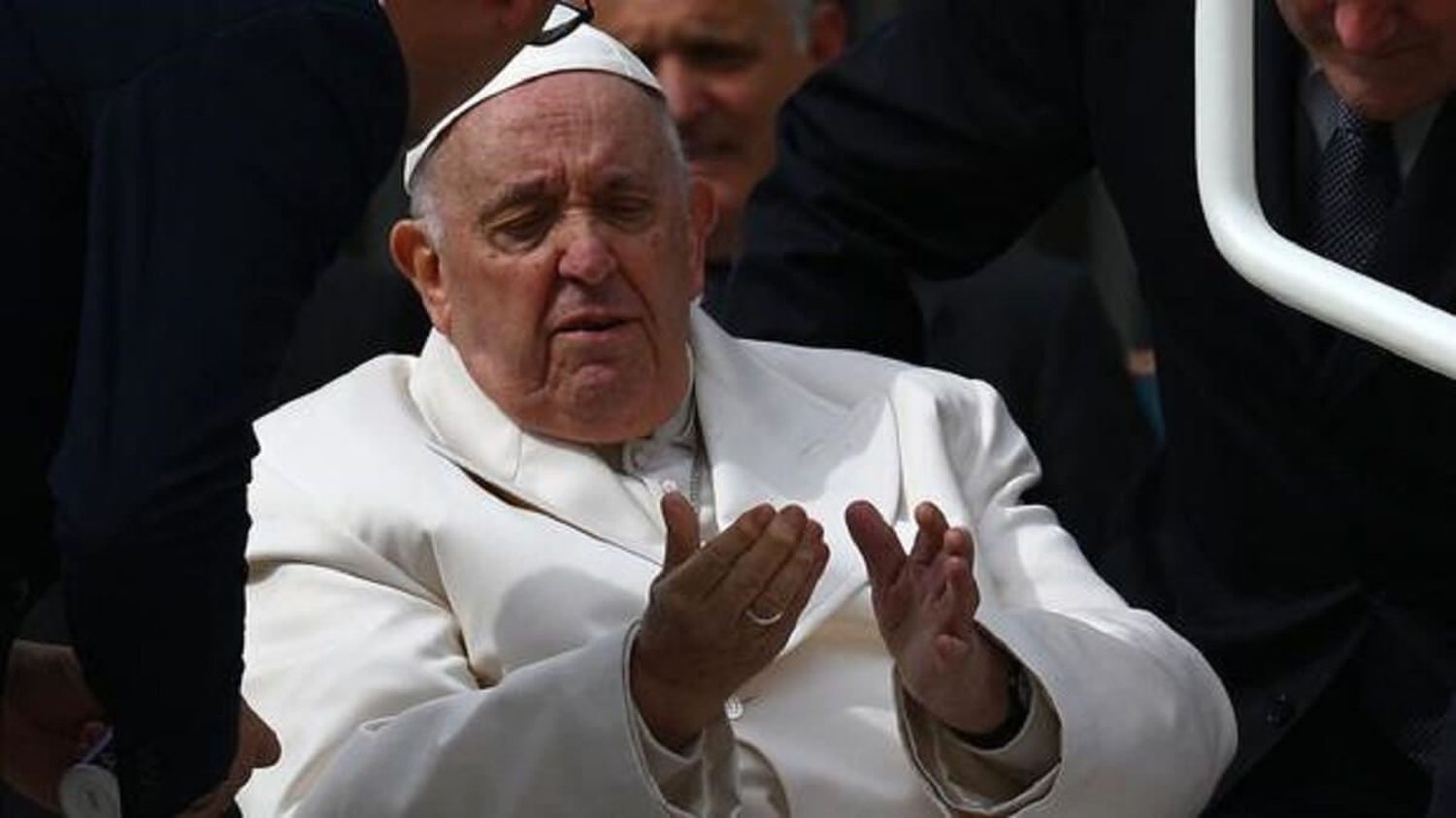 El papa Francisco «NO está FUERA de PELIGRO»: tiene «una «infección compleja»