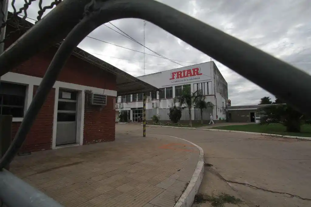 Grave accidente laboral: un trabajador sufrió quemaduras en el 90% de su cuerpo en el Frigorífico de Nelson