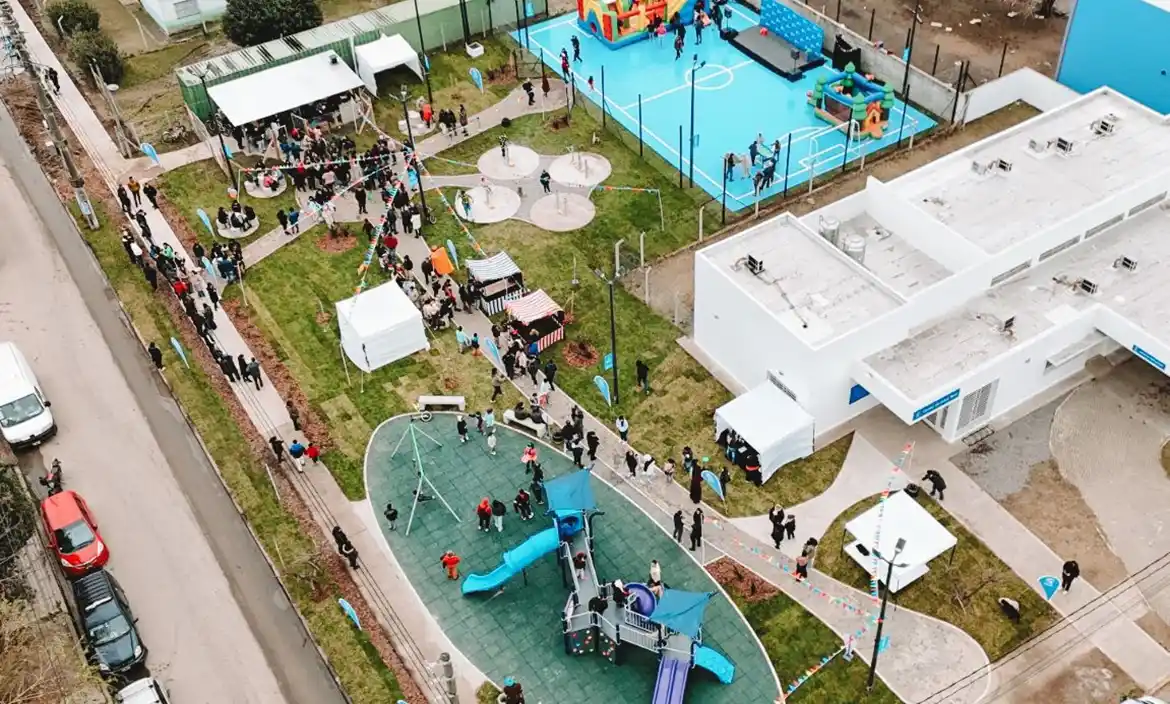 Achával y Soledad Peralta inauguraron una nueva plaza