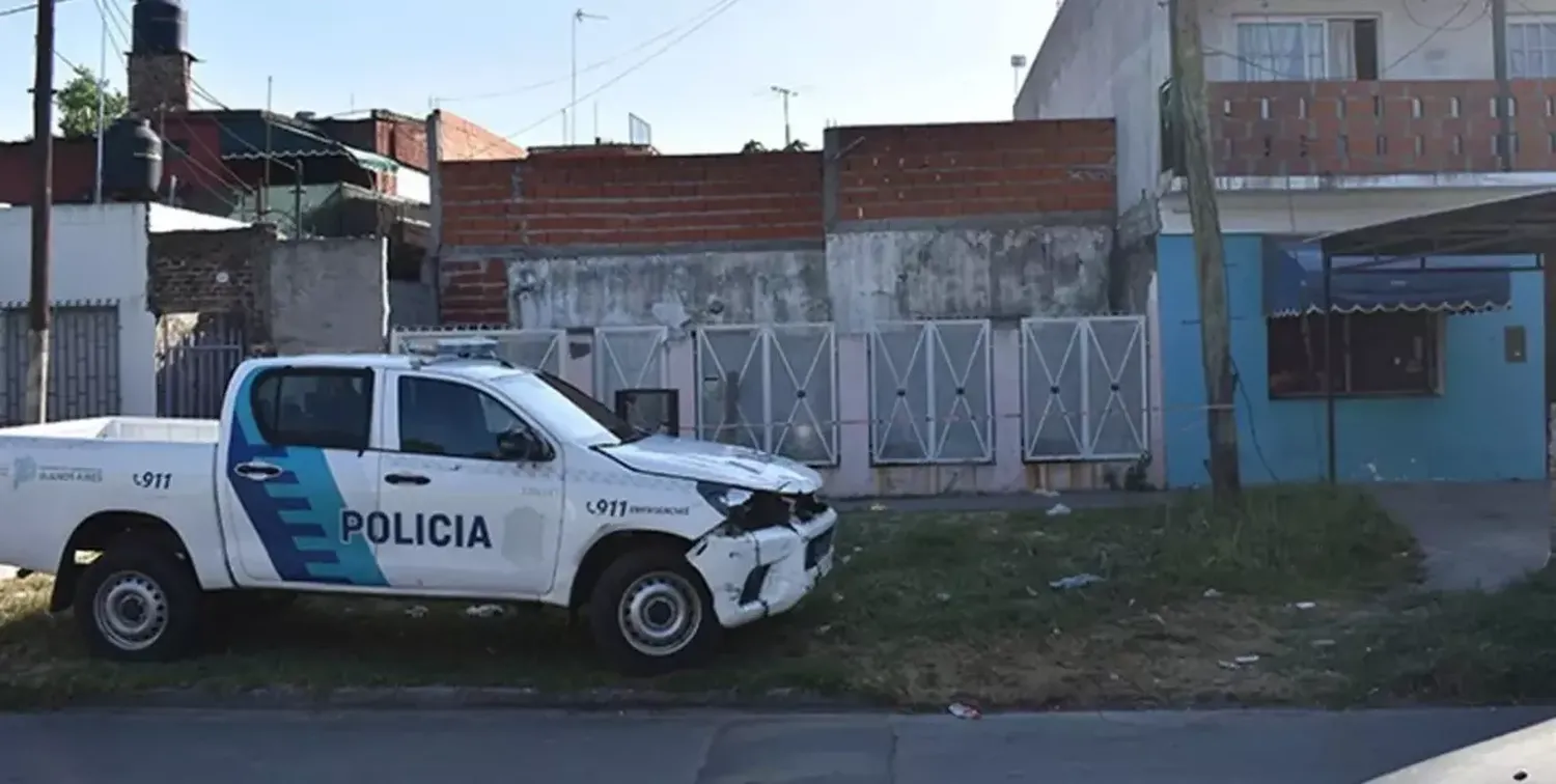 Dos hermanos fueron encontrados muertos dentro de su casa