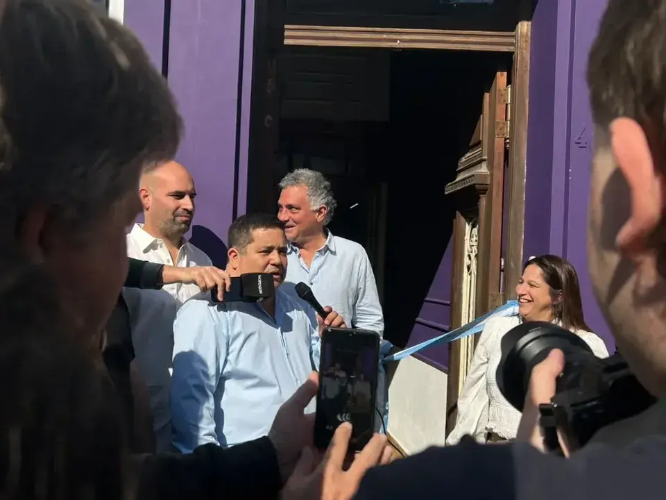 La ausencia de Pablo Reynes en la foto del día de la inauguración de la nueva sede del partido de Javier Milei, despertó las preguntas y termino en confrirmación; no será candidato a intendente.