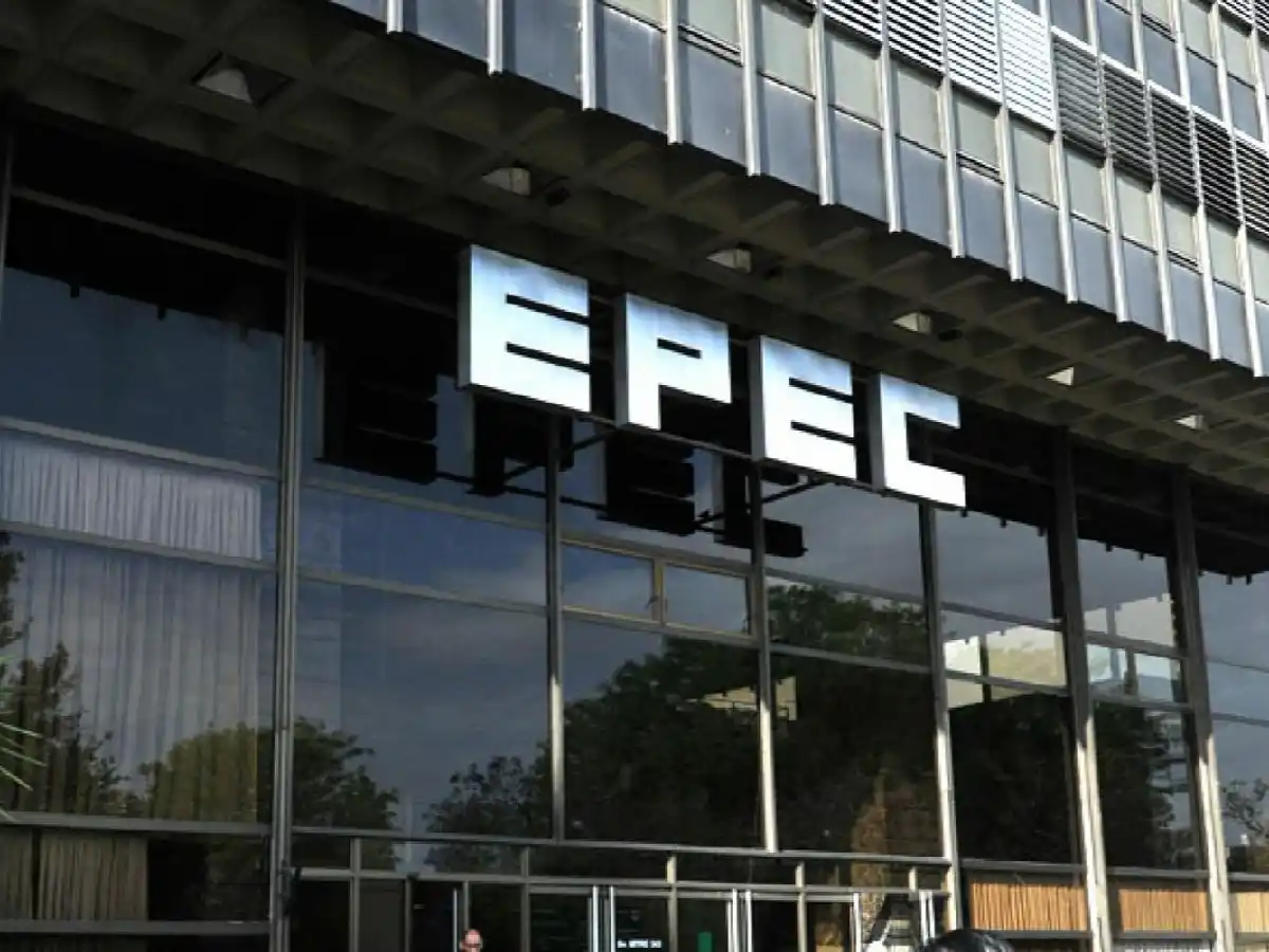 Una funcionaria de Schiaretti se quejó por el servicio de Epec