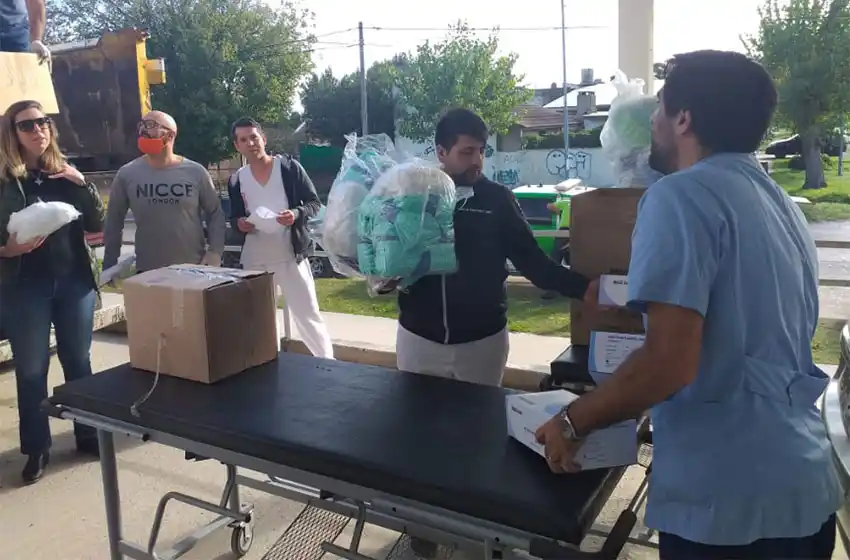 La provincia envió insumos de protección para el personal del HIGA