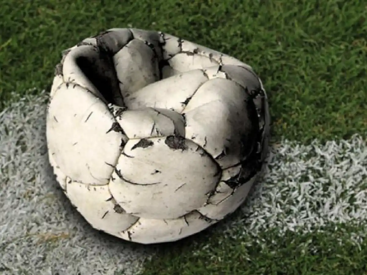 Teníamos un juguete, un texto que habla sobre cómo fue cambiando el fútbol 