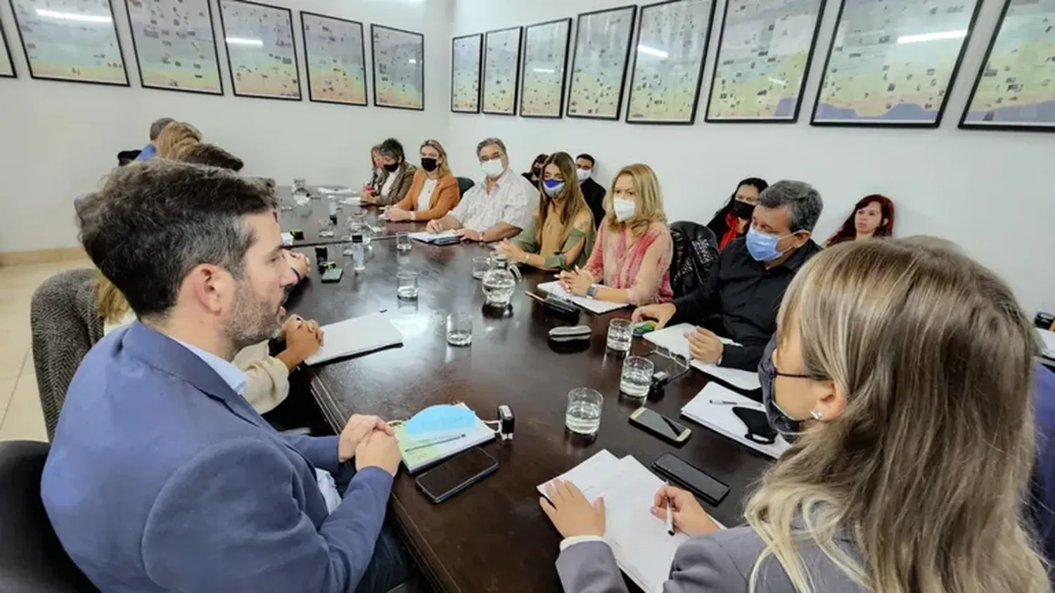 Gobierno y docentes volvieron al diálogo y se pasó a cuarto intermedio