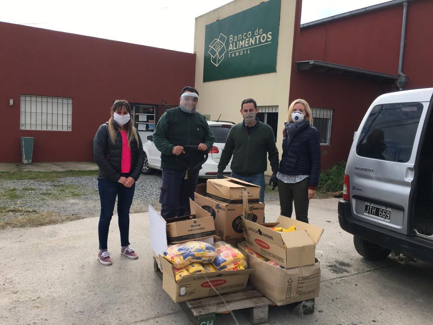 ARIT realizó una colecta de pastas para el Banco de Alimentos Tandil