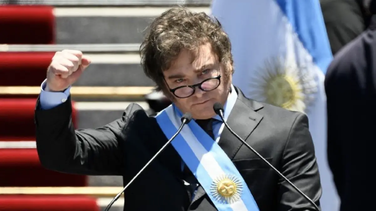 MILEI A LOS MIGRANTES venezolanos en Argentina: «son testimonio del infierno que es el socialismo» (+Video)