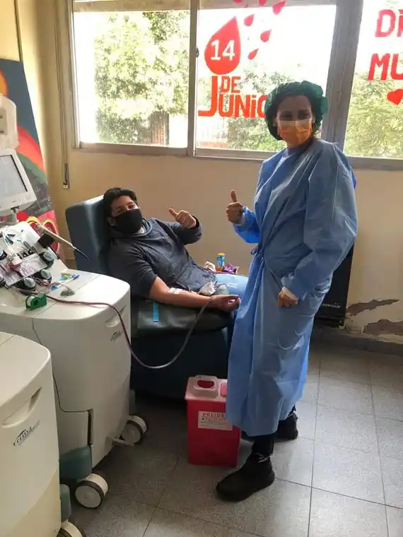 El uso de plasma y el corticoide son los únicos tratamientos con cierta eficacia hoy