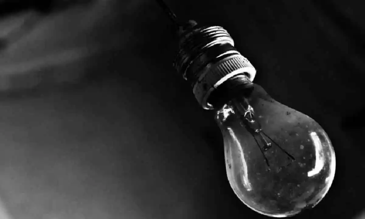 Cómo hacer el trámite para evitar el aumento de las boletas de gas y luz