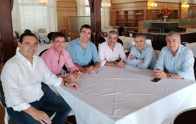 La plana mayor de la UCR reclama debatir la fórmula presidencial