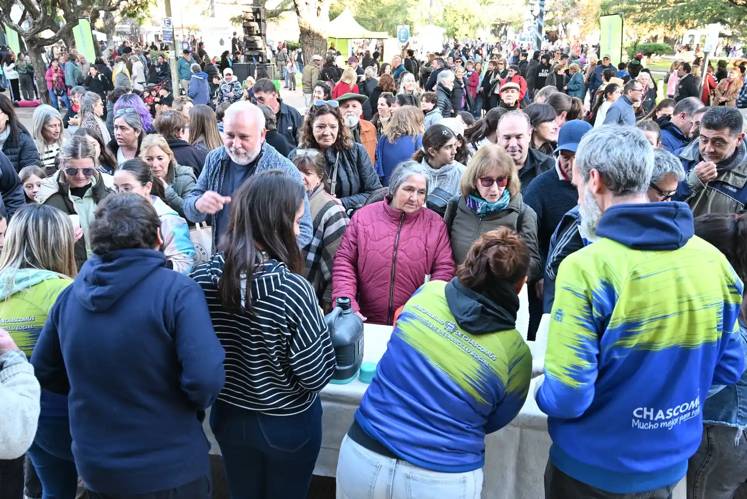 Chascomús celebró sus 247 años con una histórica y multitudinaria fiesta en la Plaza Independencia