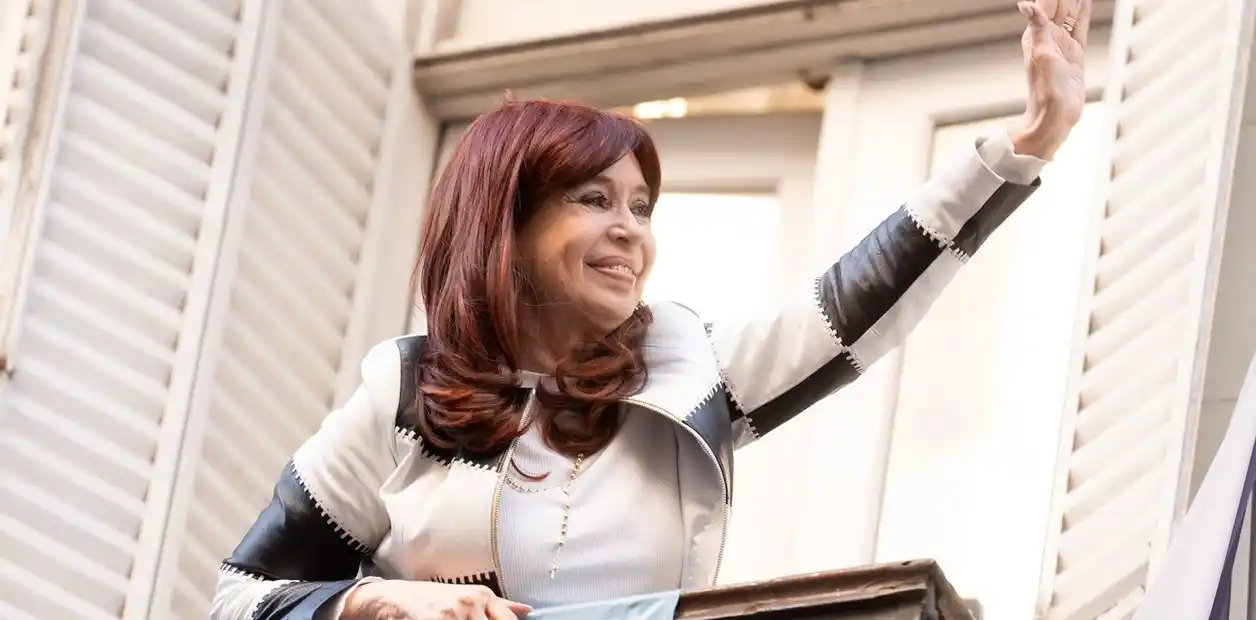 El juez Marcelo Bruno dos Santos declaró la caducidad de la instancia luego de que durante seis meses Vialidad Nacional no impulsara el proceso, lo que llevó al archivo del reclamo iniciado en 2018 por el gobierno de Mauricio Macri.