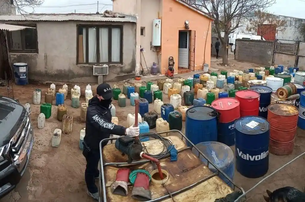 Detienen a una persona por robar combustible en Córdoba