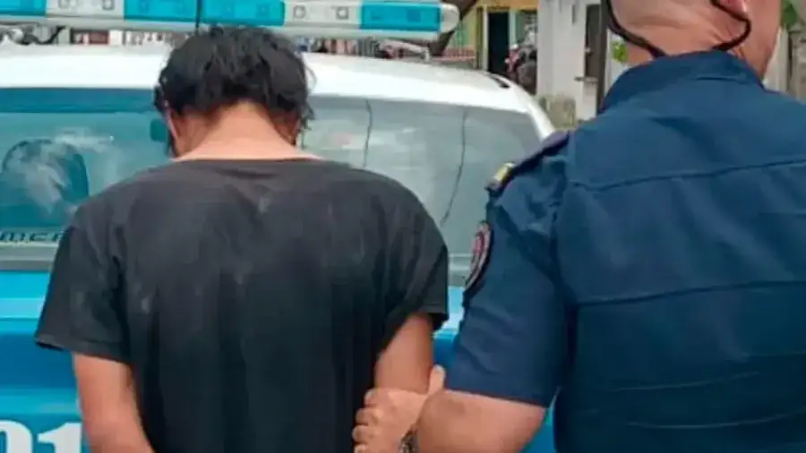Lo sorprendieron robando en el Cementerio Municipal  y los empleados lo retuvieron