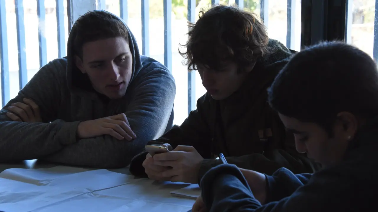 Formación laboral para jóvenes de Ituzaingó: Abrieron las inscripciones