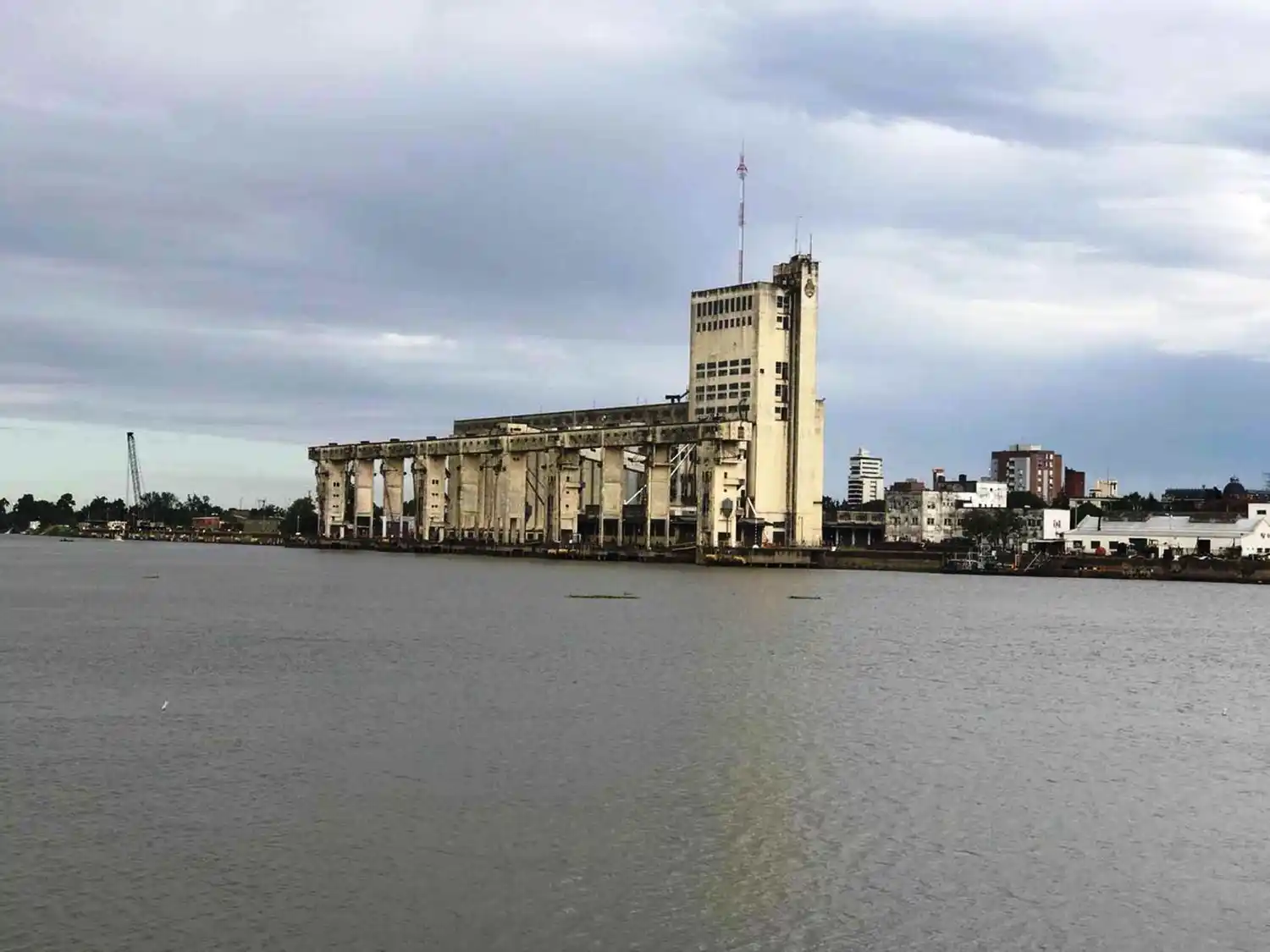 Domingo fresco en la ciudad capital