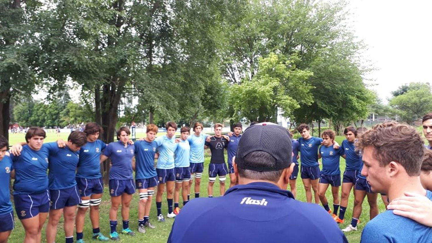 Una victoria y una derrota para el Juvenil del Trébol