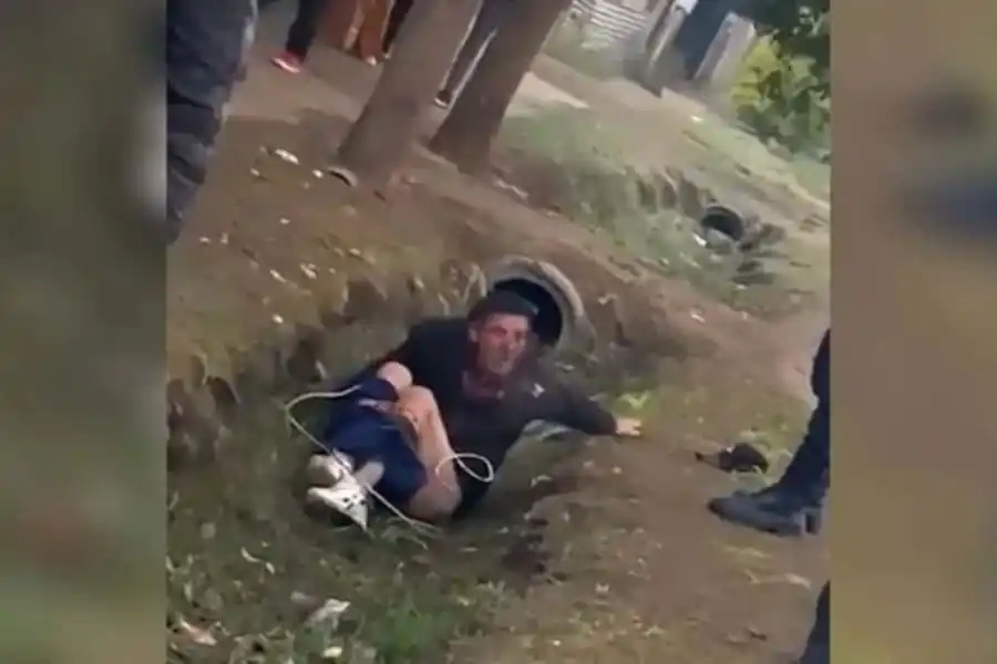 Cansados de la inseguridad: vecinos denudaron, maniataron y golperaron a un ladrón