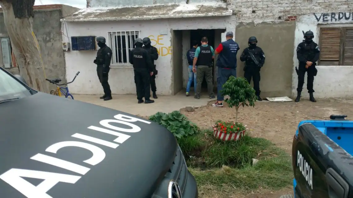 Secuestraron más de un kilo de drogas en Nueva Pompeya