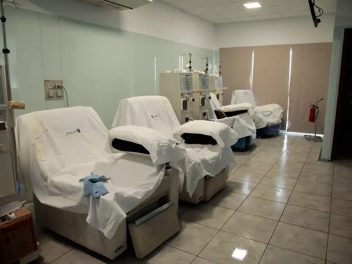 Centros de diálisis no atenderán a pacientes sin recursos: “La situación es extremadamente delicada”, aseguran los médicos 