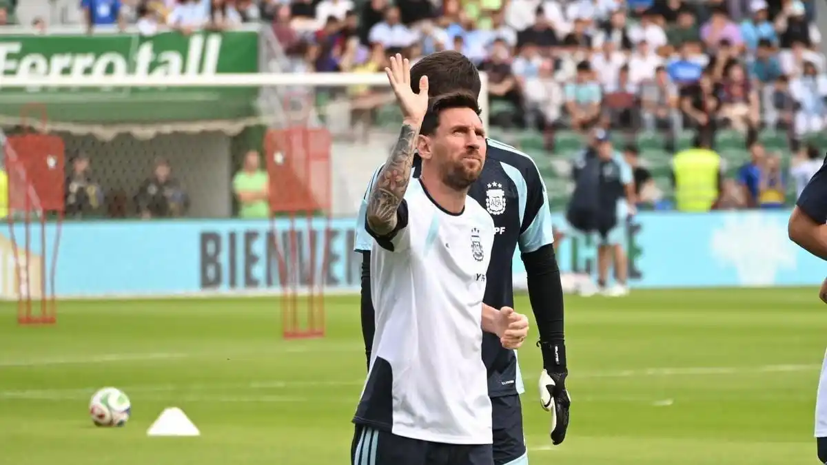 Messi en el entrenamiento de la selección en el estadio del Elche