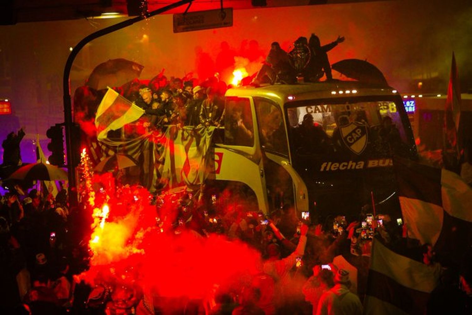 Fiesta histórica en Vicente López: Platense desató una caravana inolvidable tras su primer título en Primera División