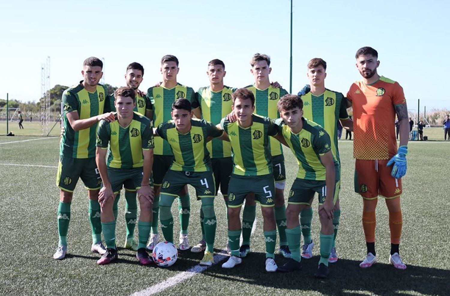 El jugador de Aldosivi Facundo De la Vega fue citado por la Sub-20