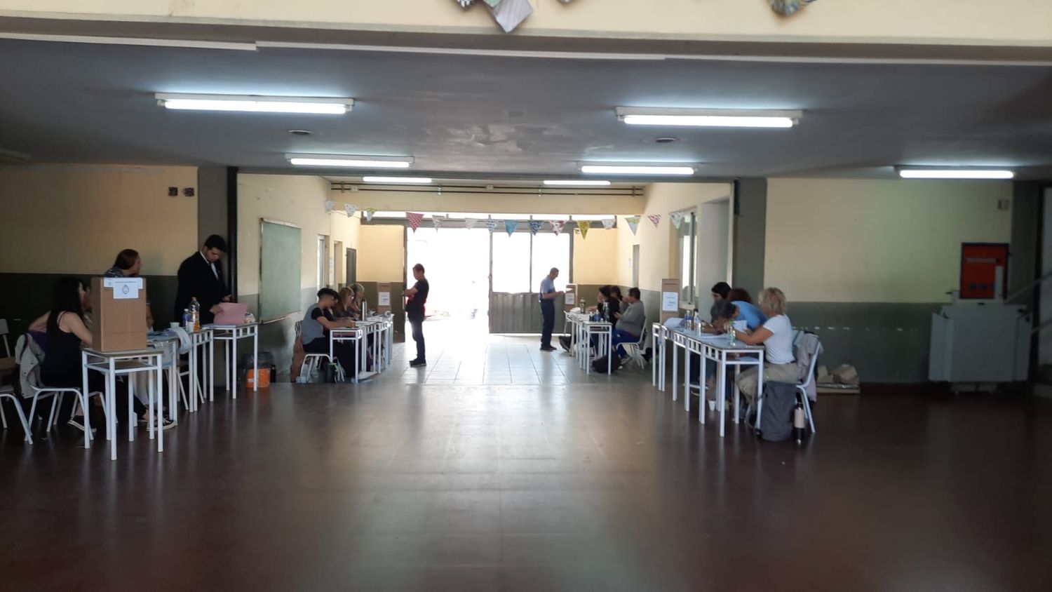 En San Pedro, la tendencia favorece a Milei por sobre Massa