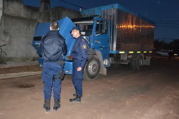 Hallaron un camión robado en Buenos Aires