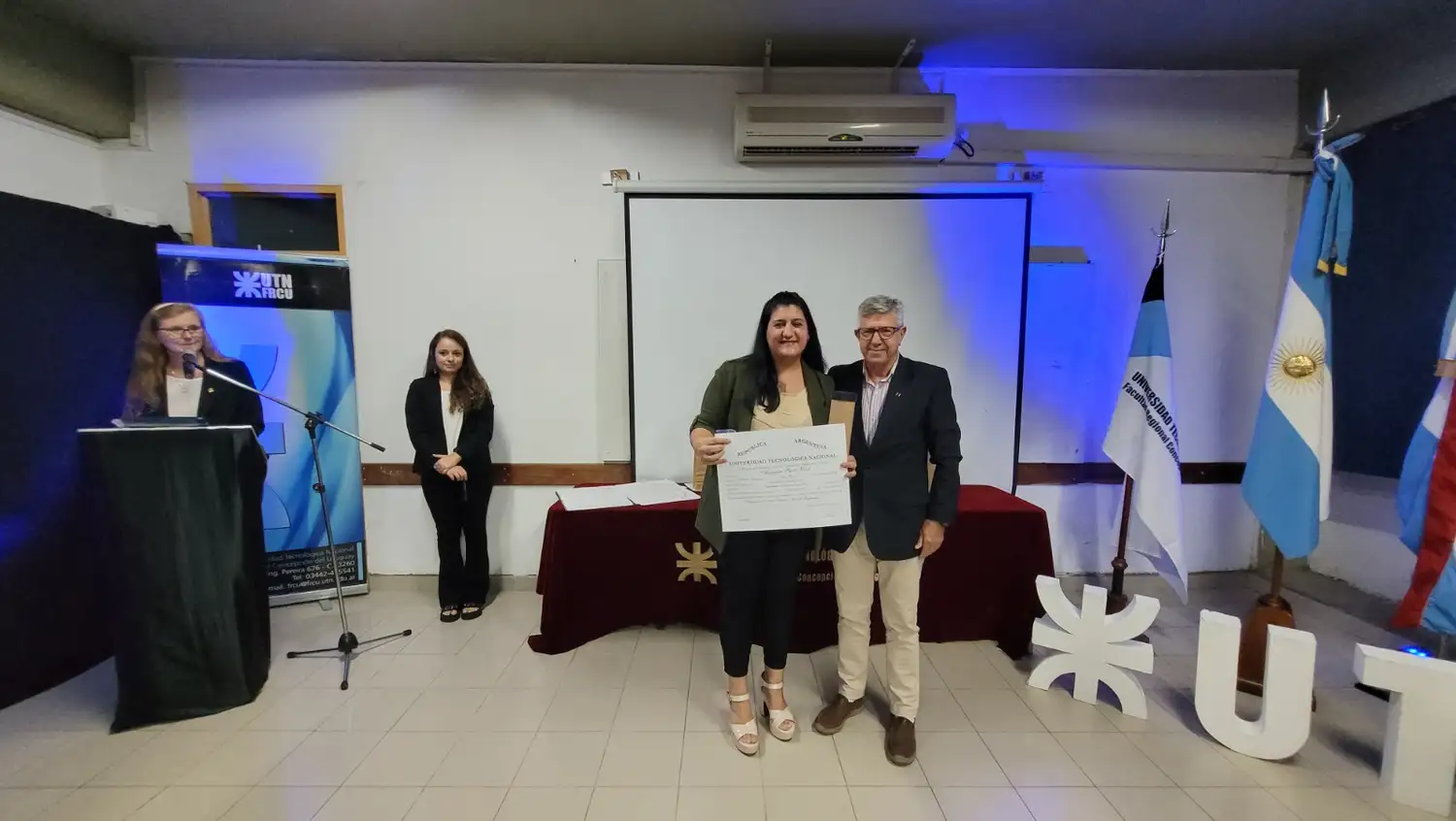 UTNDOCENTES1.jpg1