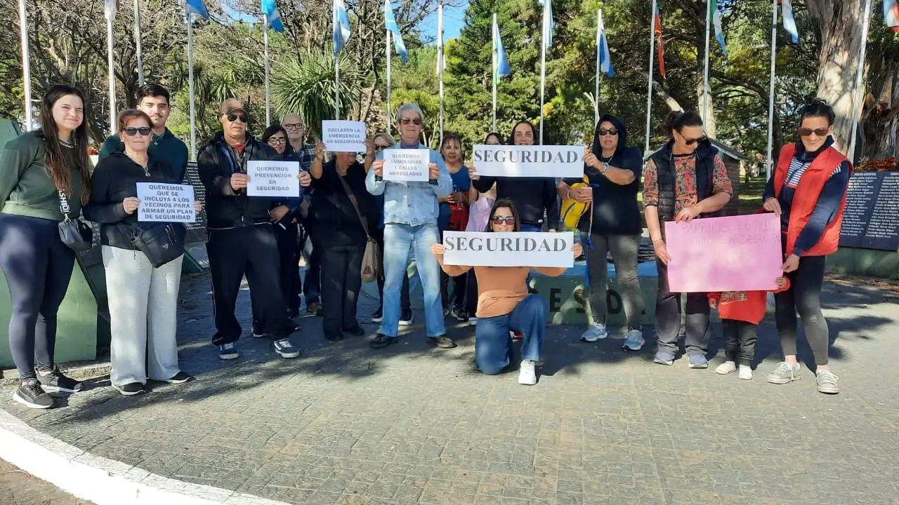 Reclaman por “falta de patrullaje y de trabajo en prevención, y una actuación tardía o nula por parte de la justicia", entre otros motivos.