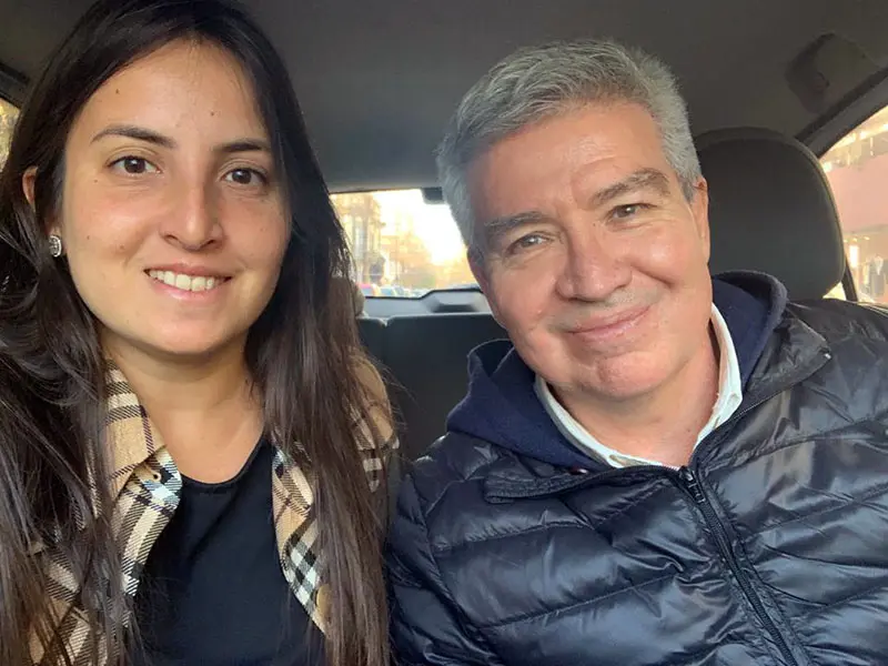 Listo para el domingo. El precandidato a intendente Marcelo Rivero junto a su hija Paloma