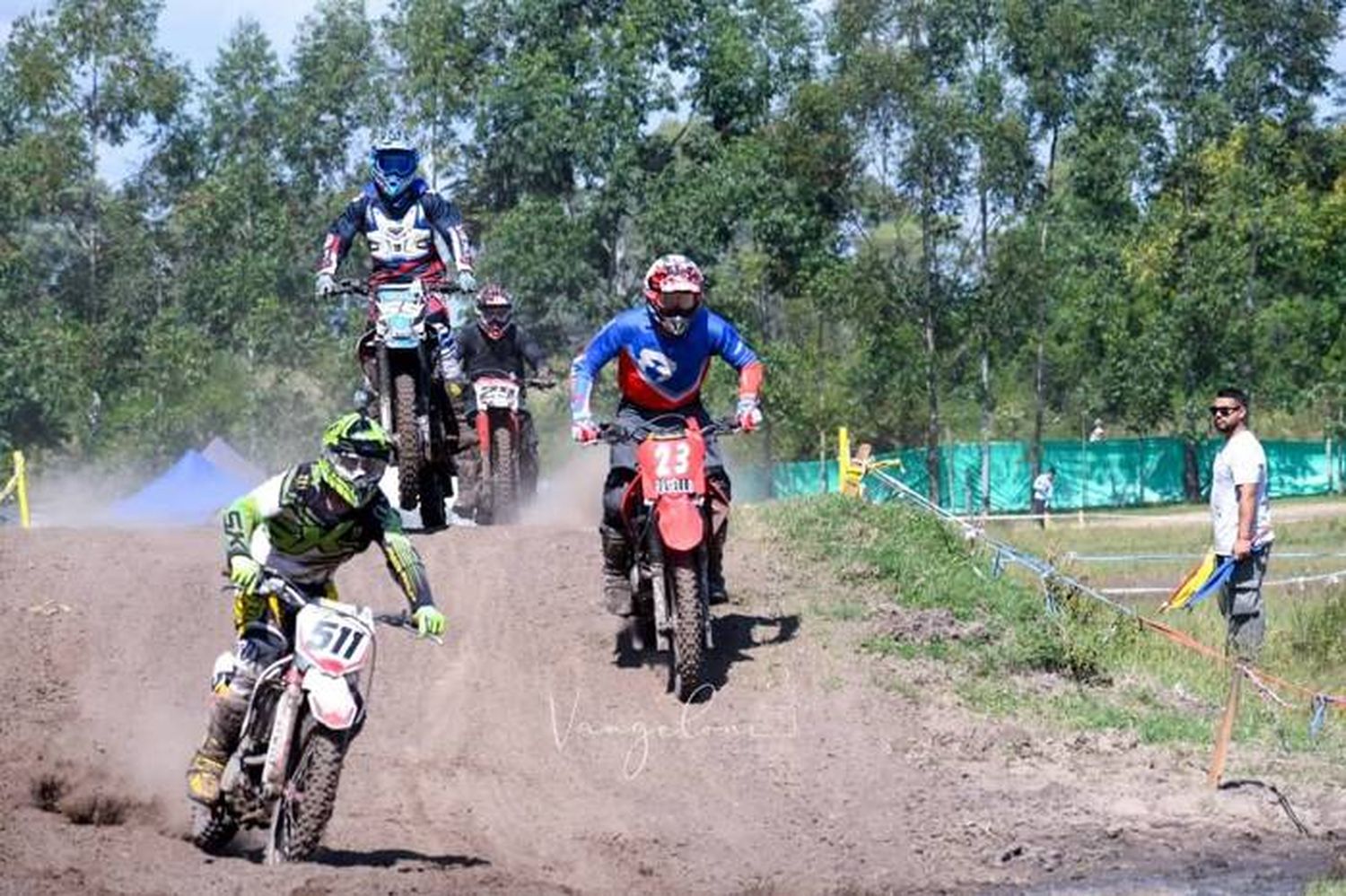 El Endurocross Entrerriano tuvo una apertura de “alto vuelo”