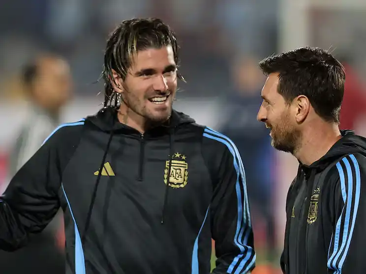 De Paul y Messi juntos en la selección.
