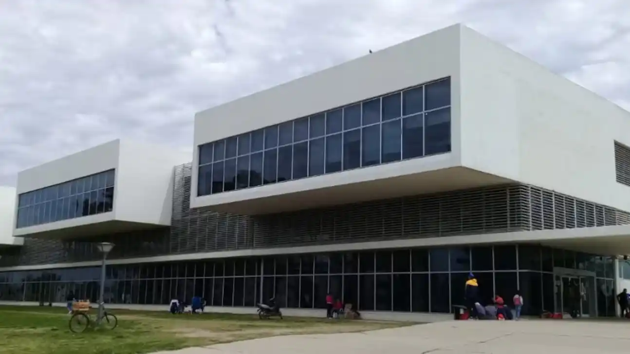 El Hospital J. B. Iturraspe denunció ante la Justicia la desaparición de 68 dosis de un opioide de uso exclusivo en terapia intensiva. (Gobierno de Santa Fé)