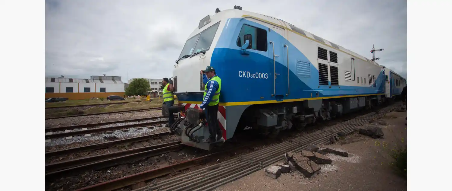 Tren: ferroviarios esperan reducir en media hora el tiempo del viaje