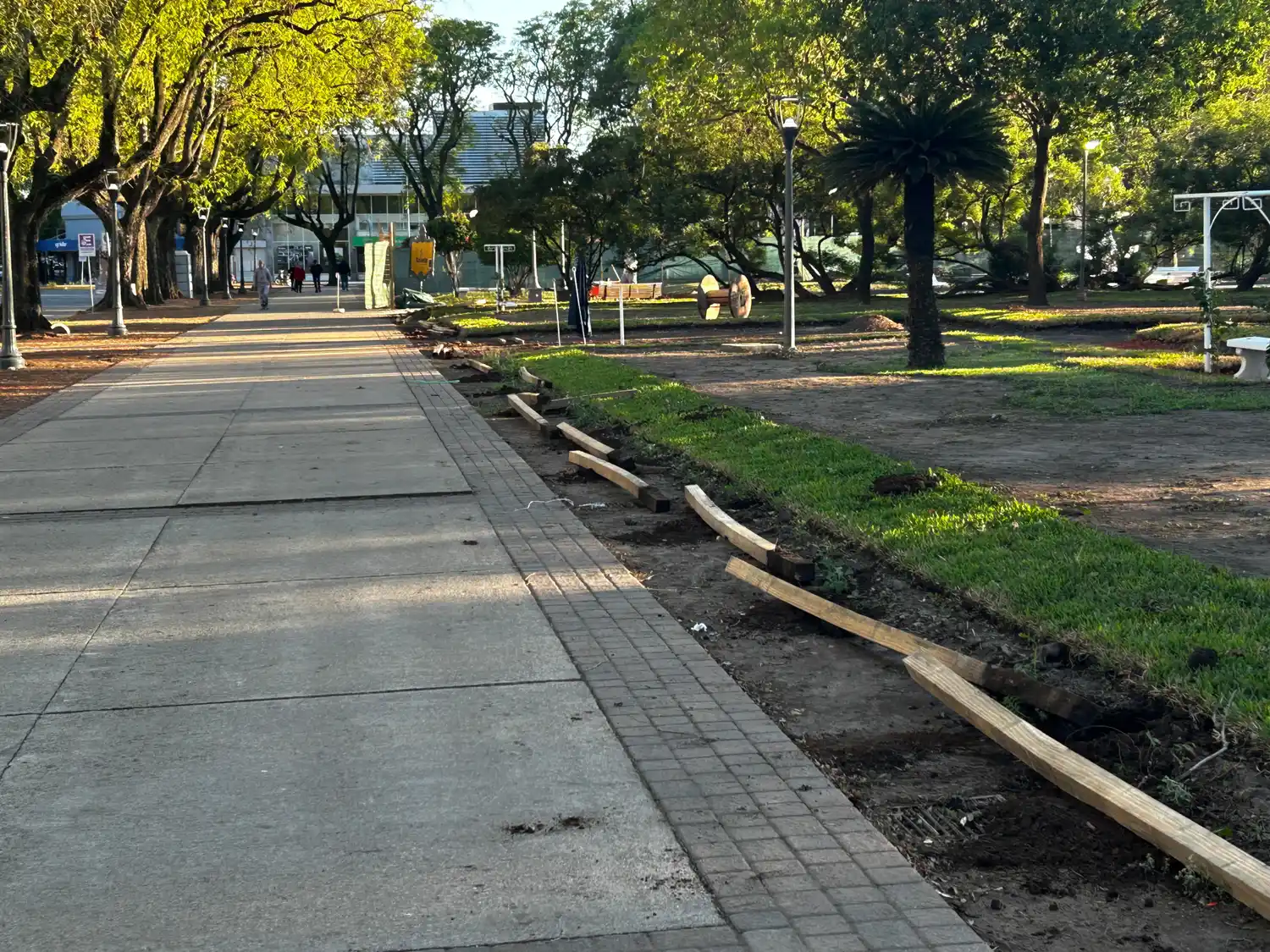 Novedades en las obras de la Plaza 25 de Mayo: levantaron el cerco del primer cuadrante - 2