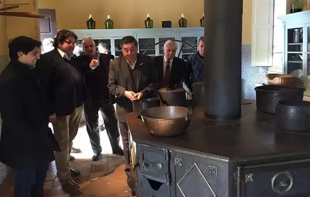 De Ángeli y Avelluto anunciaron mejoras para el Palacio San José