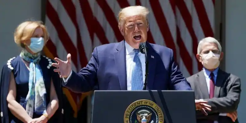 Trump decreta «priorizar» entrega de vacunas antes que a otros países