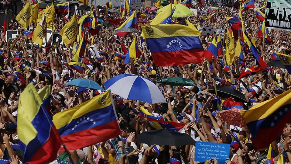 CONEXIÓN CON LA GENTE y restablecer la esperanza: es lo que buscan los venezolanos en sus líderes