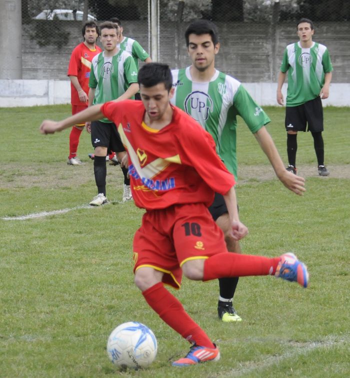 Casco, movilidad y pase-gol para las ilusiones de Velense