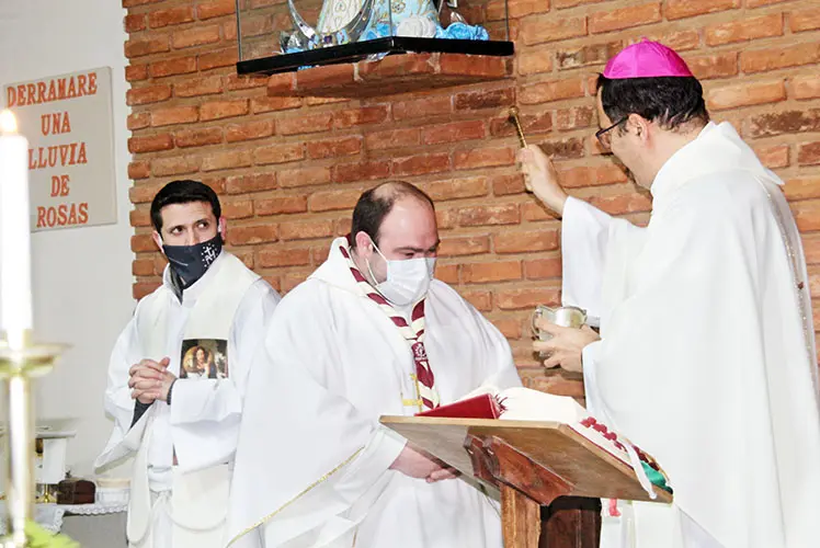 “Hay muchas necesidades, económicas y espirituales”