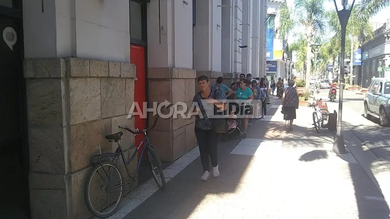 Confusiones en estamentos y comercios de la ciudad por el sorpresivo feriado