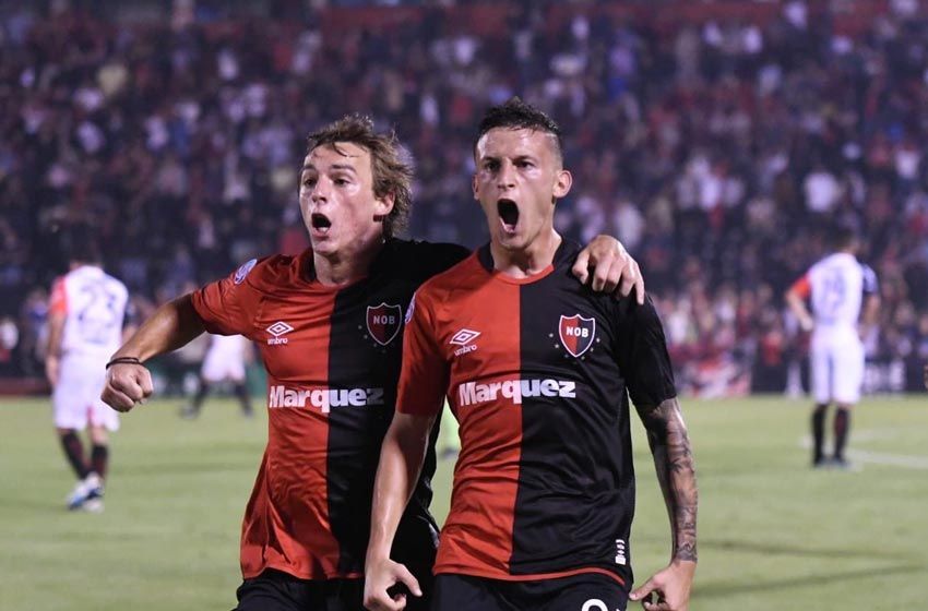 Newell’s derrotó a Patronato y volvió a sonreír