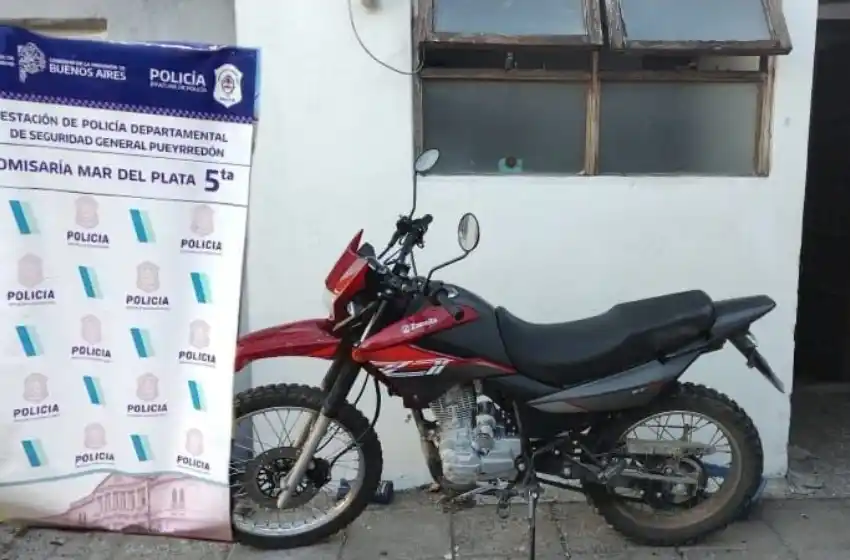 Menor de 14 años manejaba una moto robada hace un día