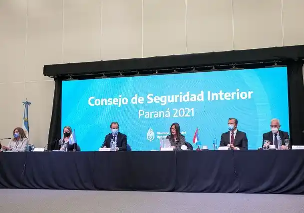 Frederic y Bordet inauguraron el nuevo Consejo de Seguridad Interior